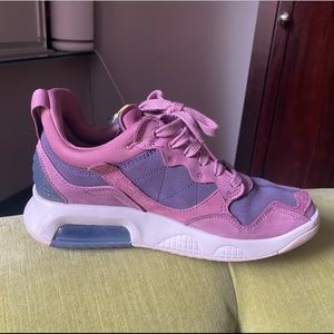 Nike Jumpman Jordan MA2 Womens Basketball Shoes